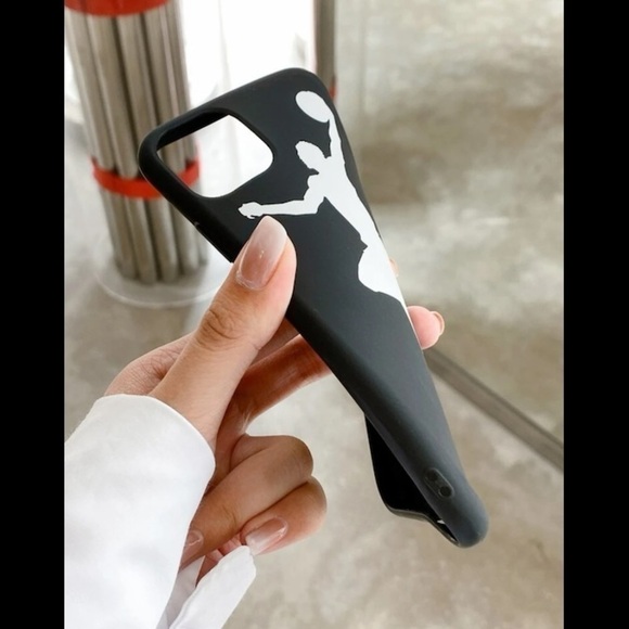 NEW!! NBA iPhone Case 11/ 11Pro Max/ 12 Pro Max - Picture 3 of 5